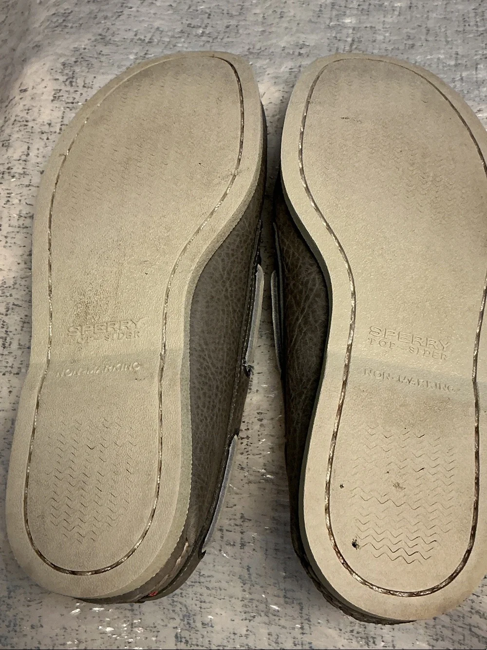 Sperry Men's Gray Leather Moc Toe Boat Shoes with Orange Liner